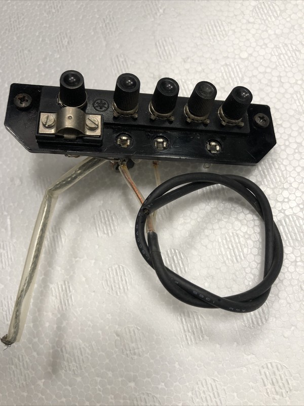 YAMAHA CR-800 RECEIVER ORIGINAL ANTENNA TERMINALS GOOD CONDITION