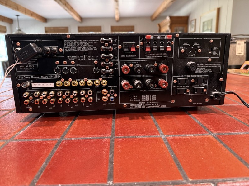 Carver HR 895EX 5 Channel Dolby Pro-Logic AV Receiver With Original Box gallery
