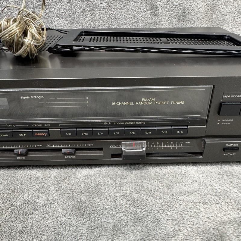 Vintage Technics SA-180 AM/FM Stereo Receiver gallery