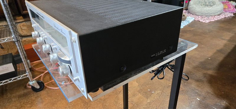 Vintage Marantz Model 2216B Stereophonic Receiver gallery
