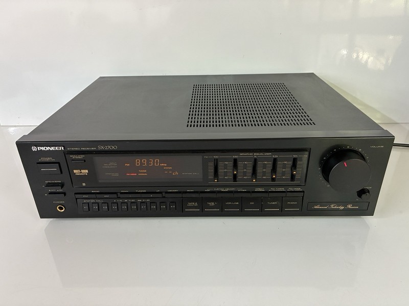VTG Pioneer SX-2700 65W/ch 8-ohm 20-20KHz Stereo AM/FM Receiver | Tested Working gallery