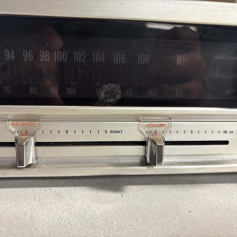 Lloyds AM-FM Stereo Multiplex Receiver Very Good Condition gallery