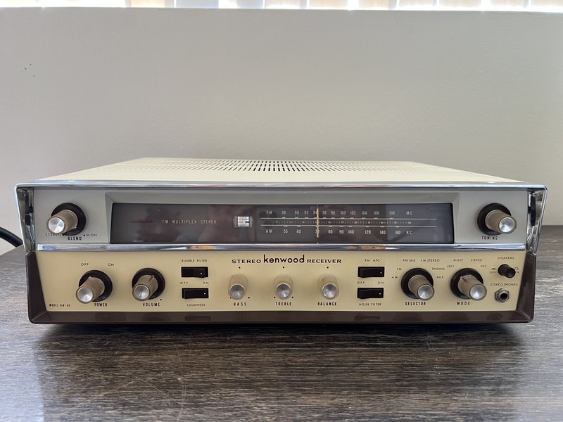 VINTAGE RARE KENWOOD KW-40 TUBE STEREO Tube RECEIVER POWERS ON UNTESTED gallery