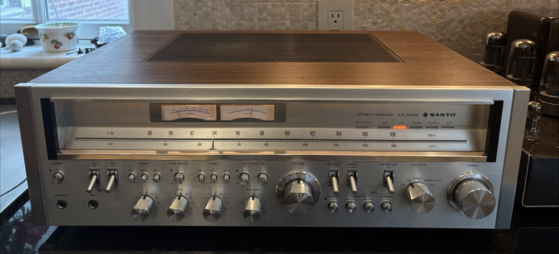 Sanyo JCX 2600K AM/FM Stereo Receiver 85 WPC Open Box Perfect Working Condition gallery