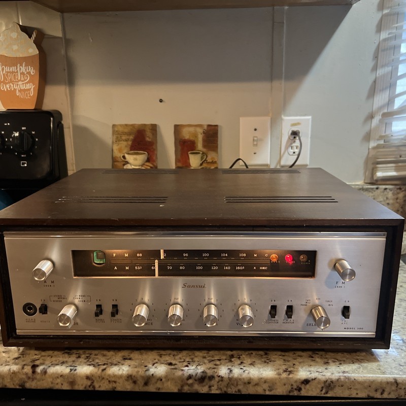 Vintage Sansui model 500 Tube Receiver READ DESCRIPTION