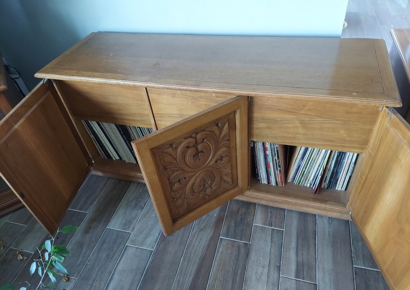 Amazing Vintage Stereo System & Cabinet gallery