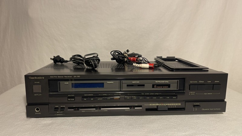 Vintage Technics SA-190 Quatz Synthesizer AM/FM Stereo Receiver~Tested~