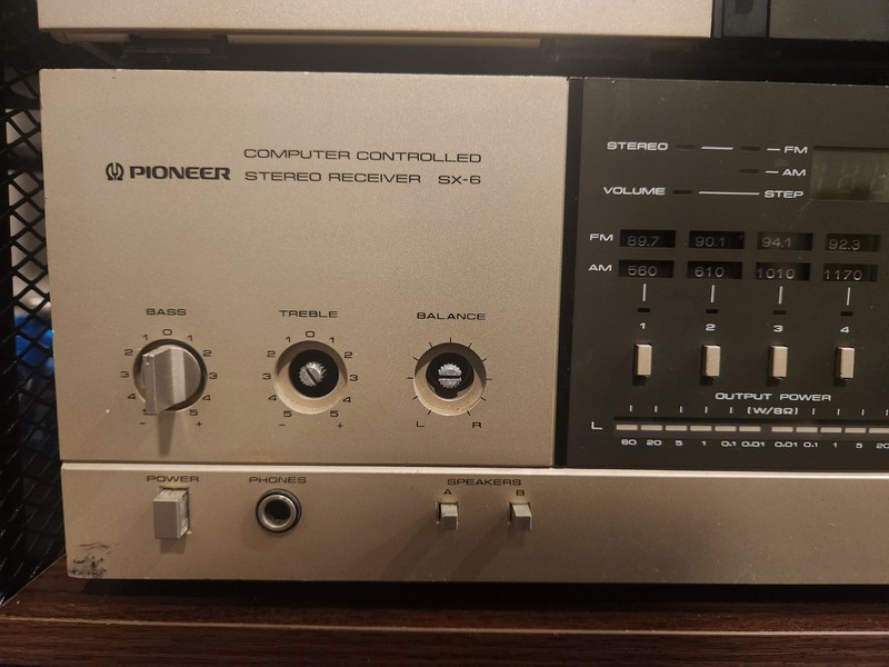 Pioneer SX-6 Communication Series Champagne Receiver With AM/FM Antenna gallery