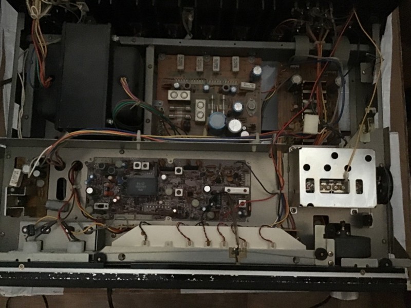 Sansui 9090db OR 8080db..PARTS..will extract upon request. READ ALL OF LISTING! gallery