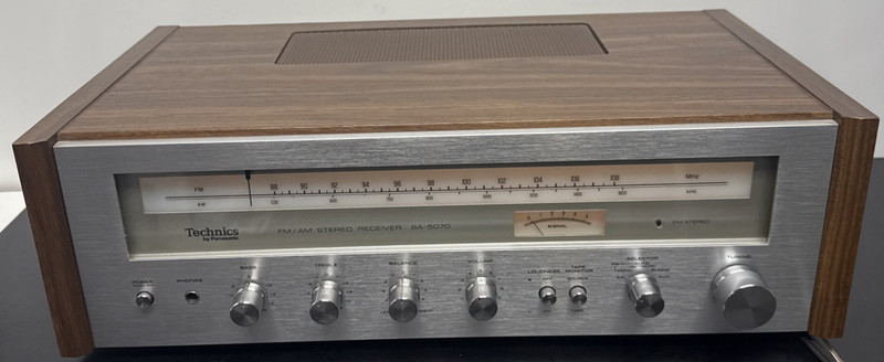 Vintage Technics Panasonic FM/AM Stereo Receiver AC 60Hz 120V 80W Used SA-5070