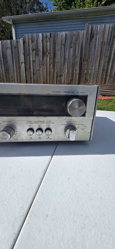 VTG Fisher Stereo Receiver Model 143-92513800 gallery