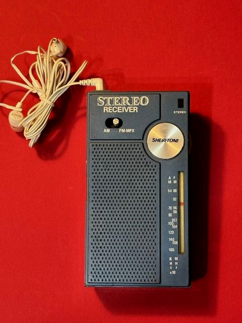 Vintage Sheritone Stereo AM-FM MPX Portable Receiver/Radio GR-4744 (works)