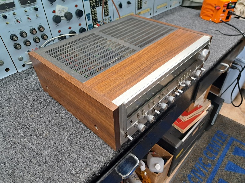 Pioneer SX-3900 Stereo Receiver highly modified. 400 watts RMS per channel at 8Ω gallery