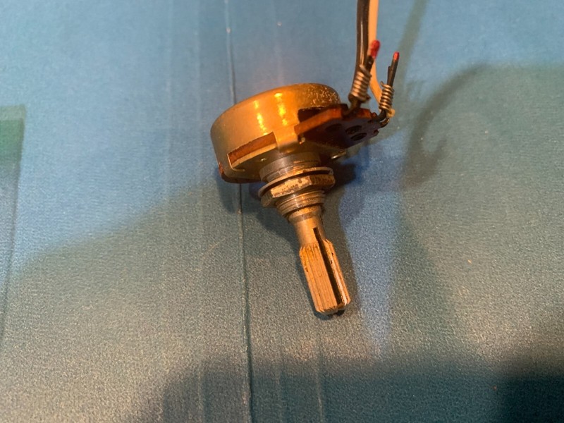 Pioneer QX-949 Stereo / Quad Receiver – CD-4 Left Potentiometer