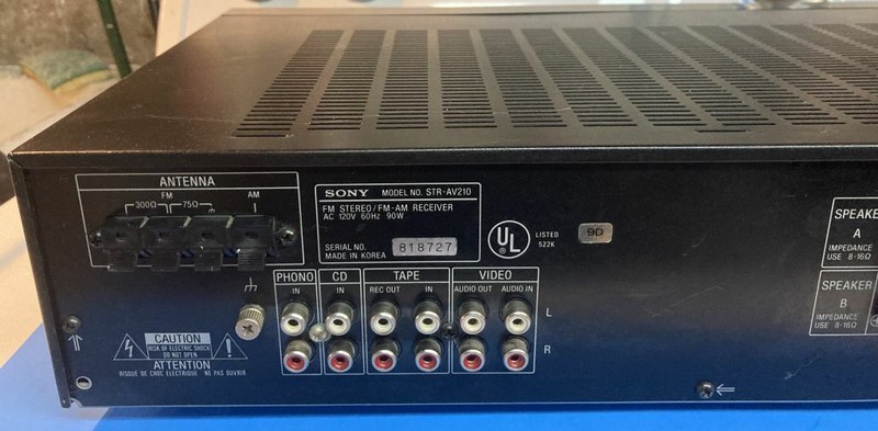 Sony STR-AV210 AM/FM Stereo Receiver 40Wx2 Clean, Tested, w Presets !! *NICE* gallery