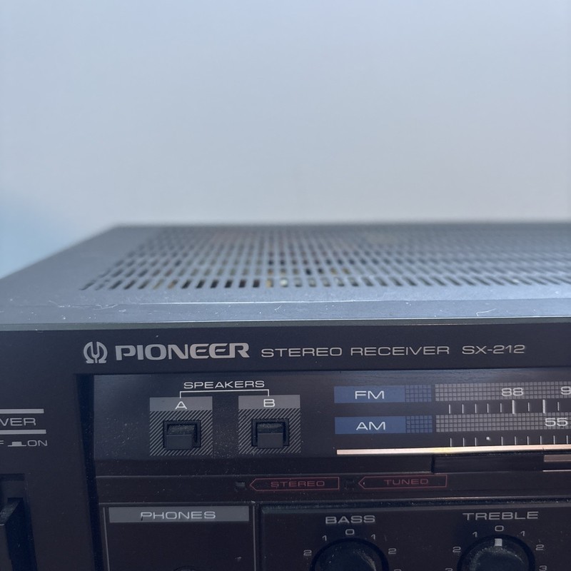 Vintage 1984 Pioneer SX-212 AM/FM Stereo Receiver/ Japan Made gallery