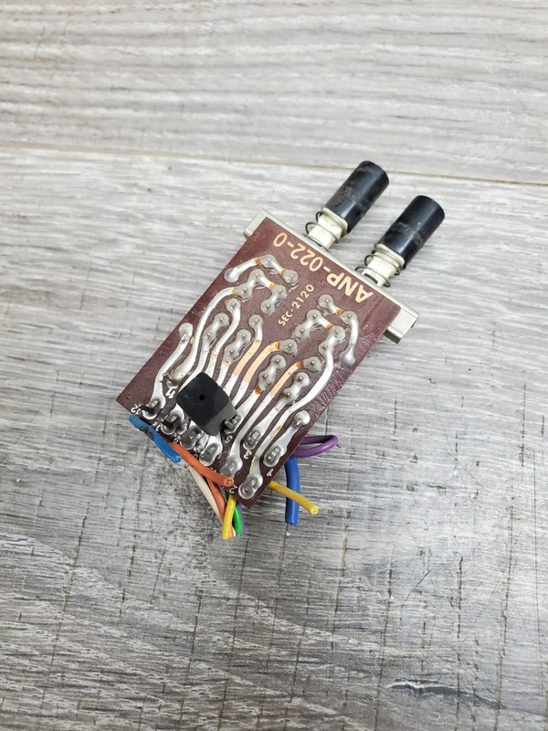 Pioneer QX-8000 Speaker Switches gallery