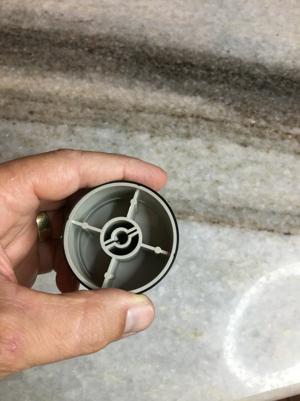 Replacement Parts: Kenwood KR-930B Stereo Receiver Knob gallery