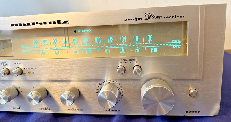 Marantz 1530 Stereo Receiver Vintage - TESTED & WORKS gallery