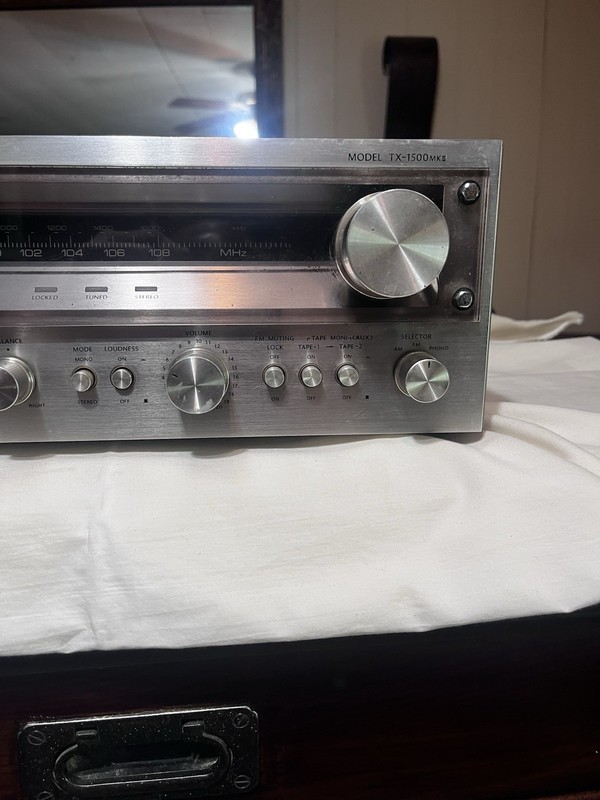 Onkyo TX-1500 MKII Servo Locked AM/FM Stereo Receiver Wood Case 70W 120V gallery