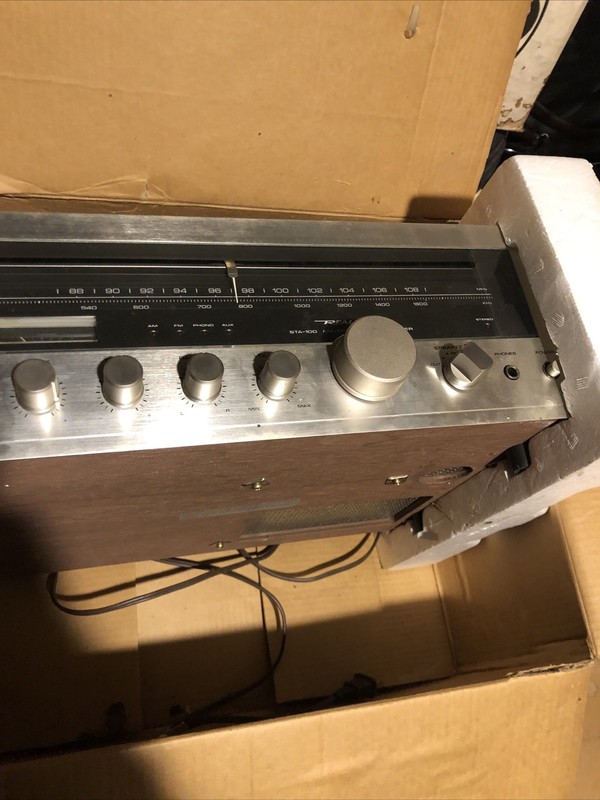VINTAGE Realistic STA-100 Stereo Receiver With Original Box