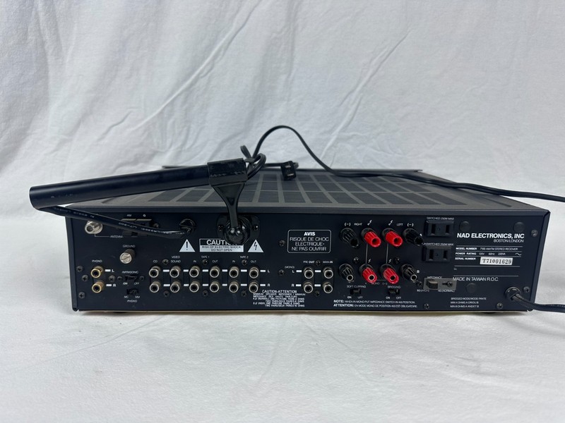 NAD 7100 Monitor Series Stereo Receiver Vintage Powers On For Parts or Repair gallery