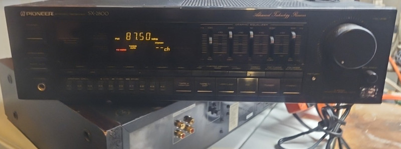 Pioneer SX-2800 Stereo Receiver – Tested and working