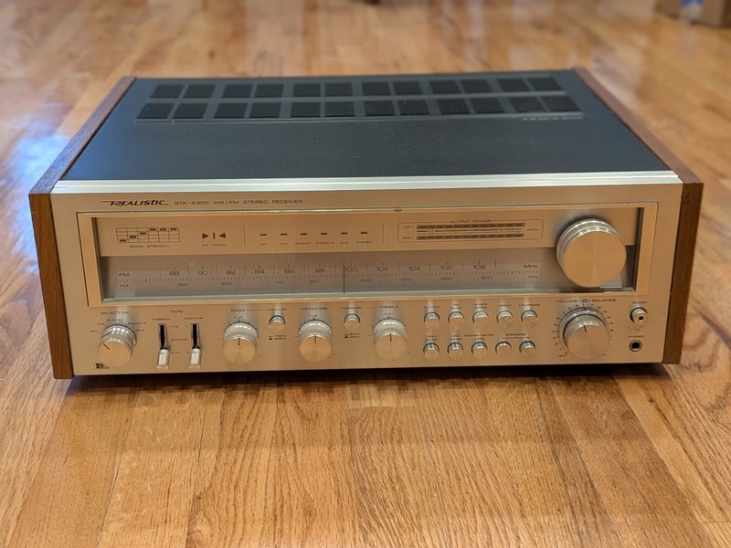Vintage Realistic STA-2300 AM/FM Stereo Receiver TESTED *READ