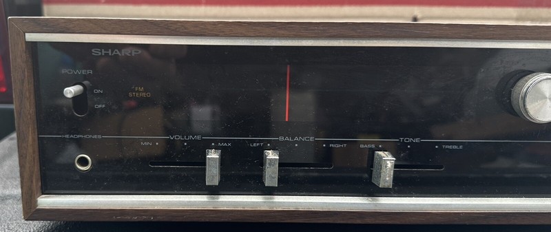 Sharp SR-113U Receiver W/8 Track & Speakers AM/FM Stereo Vintage *READ* Tested gallery