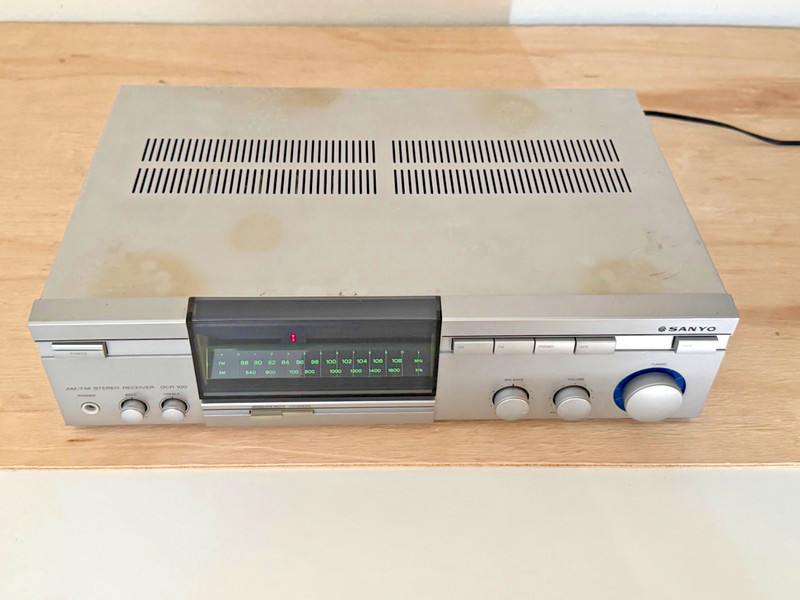 Vintage Sanyo DCR 100 AM/FM Stereo Receiver | Silver | Tested OK | Made in JAPAN