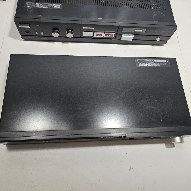 Hitachi HA-12 & FT-12 Stereo Amplifier Made in Japan AC 120V 60Hz 60W gallery