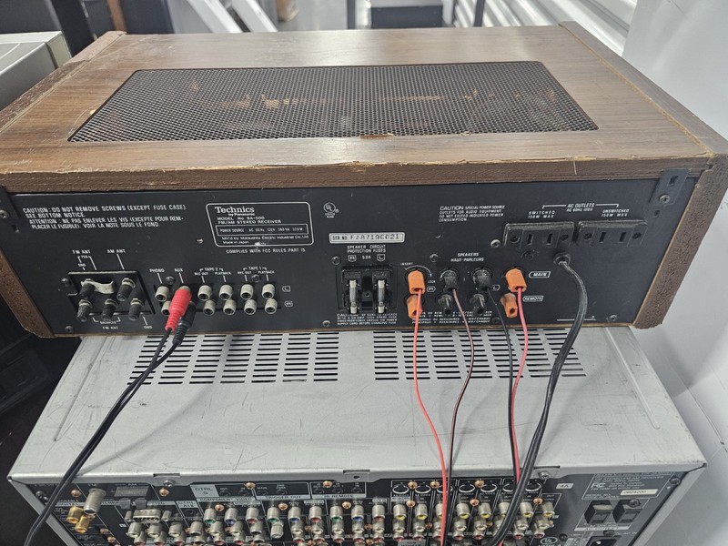 Technics SA-500 Vintage Stereo Receiver 1970s gallery