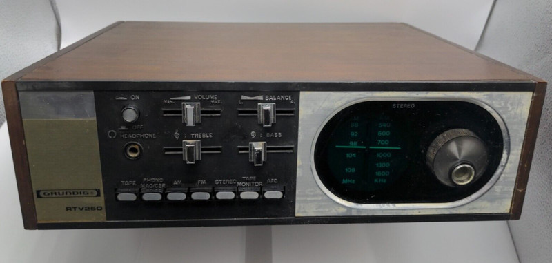 Grundig RTV250 Vintage Receiver AM FM For Parts/Repair. Read Descrip RTV 250