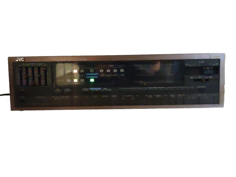 JVC DIGITAL SYNTHESIZER AV STEREO RECEIVER R-X330VB, 250W, Tuner Display No Work