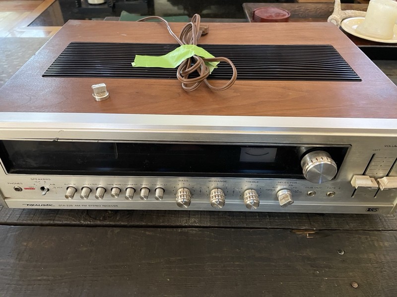Realistic STA-225 Am/fm Stereo Receiver Works