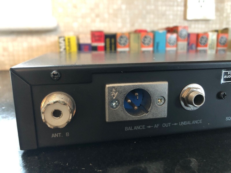 Mint Audio Technica Diversity Receiver ATW-R10 Perfect Working Condition gallery
