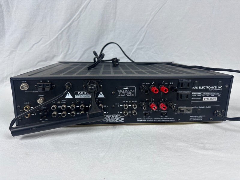 NAD 7100 Monitor Series Stereo Receiver Vintage Powers On For Parts or Repair gallery
