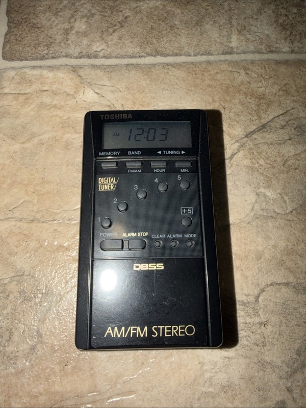 Toshiba RP-2059 AM FM Stereo Digital Synthesizer Receiver Japan - Vintage *