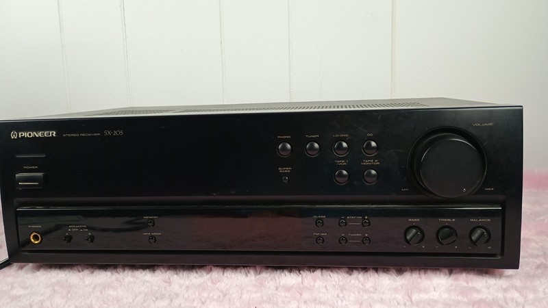 Pioneer Stereo Receiver Vintage SX-205 Tested Working gallery