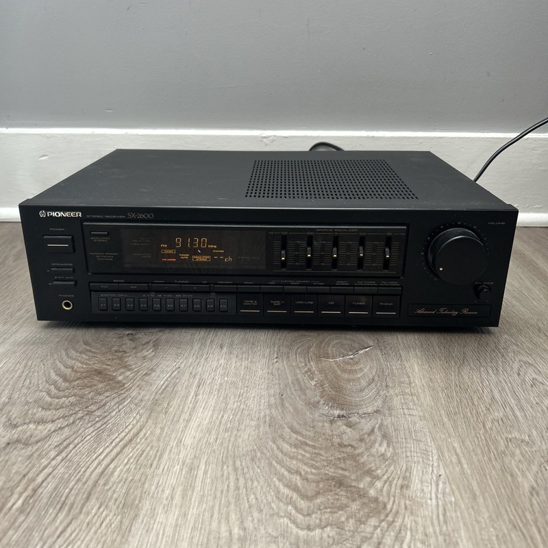 Pioneer SX-2600 AV Stereo Receiver Audio Video Tuner Amplifier Tested Working