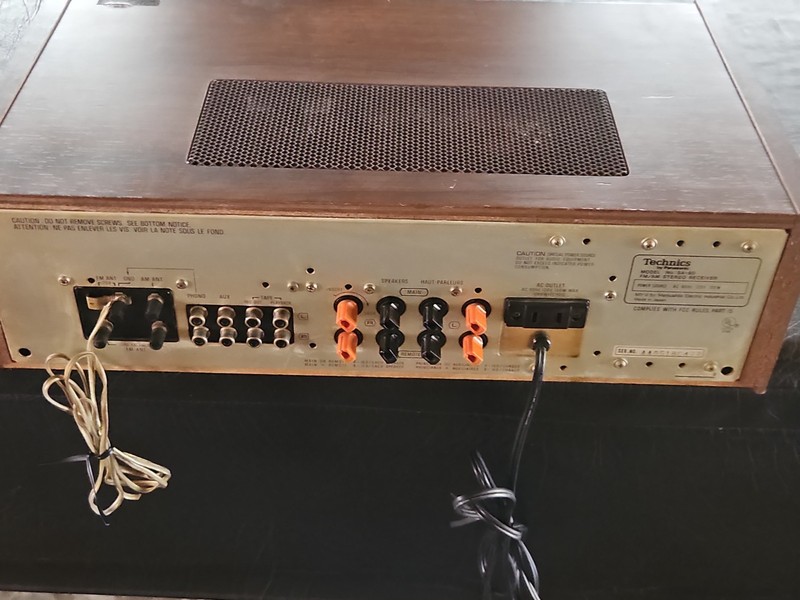 **SEE VIDEO** Technics SA-80 AM/FM Stereo Receiver gallery
