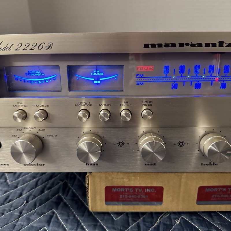 MARANTZ 2226B VINTAGE AM/FM STEREO RECEIVER - SERVICED - CLEANED - TESTED gallery