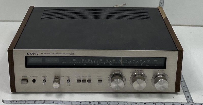 Sony STR-2800 Vintage FM Stereo FM-AM Receiver