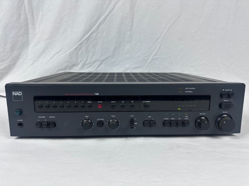 NAD 7100 Monitor Series Stereo Receiver Vintage Powers On For Parts or Repair gallery