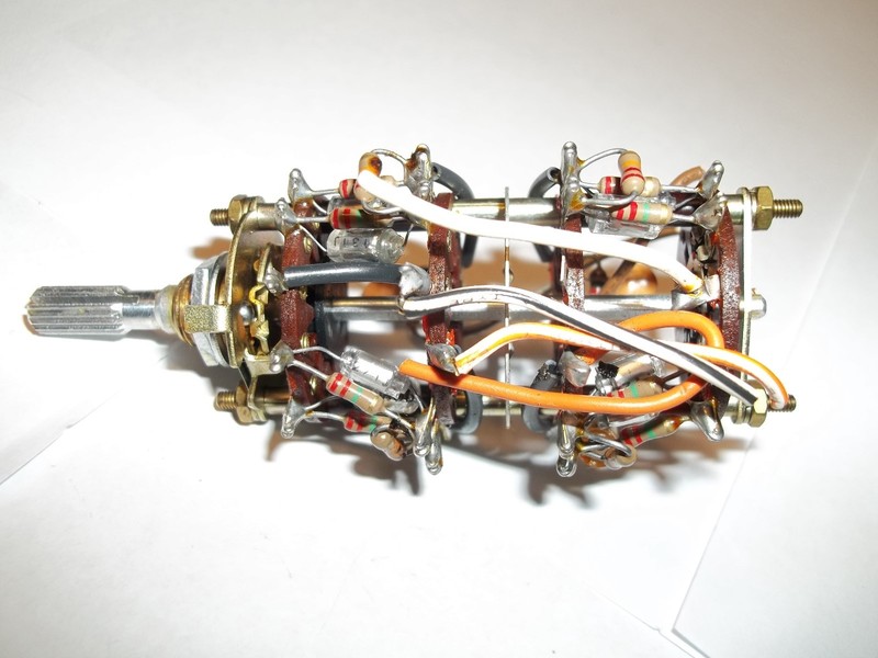Pioneer SA-8100 Rotary Switch Treble 20 KHZ ASC-040 gallery