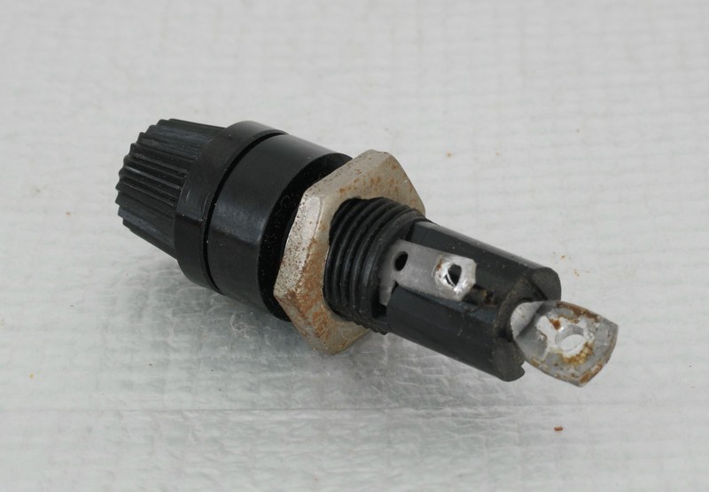 HH Scott HSS-20 Receiver Part : Fuse Holder gallery