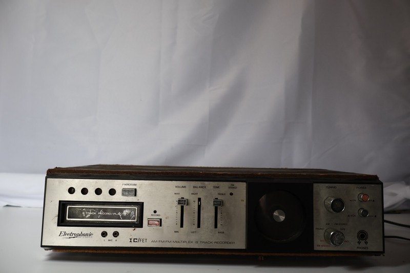 ELECTROPHONIC Model 947 AM/FM Multiplex Stereo Receiver 8 Track Player VINTAGE