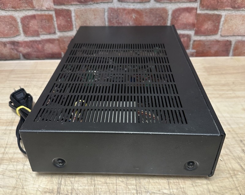 NAD 7220PE AM/FM Stereo Receiver Power Envelope 120V 60Hz 150W gallery