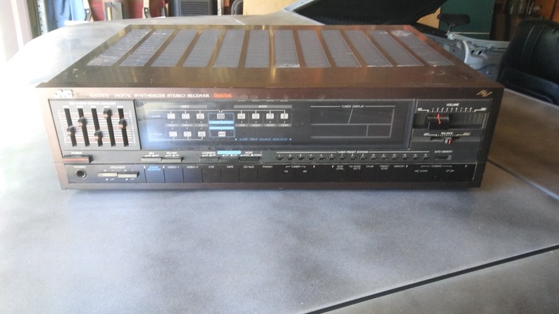 JVC R-X330v DIGITAL SYNTHESIZER AV STEREO RECEIVER AS IS