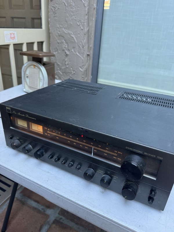 NAD 7045 stereo receiver good gallery